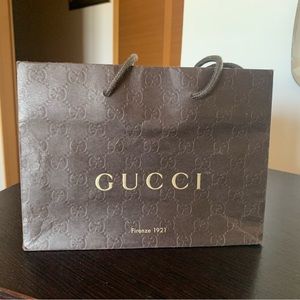Gucci paper shopping/gift bag